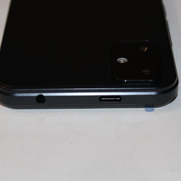 VORTEX HD62 Smartphone Dual Sim GSM - 4G Android *LOCK STATUS UNKNOWN - Picture 6 of 7